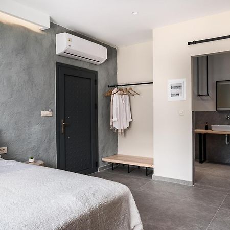Gefiri Plakas Hotel, Tzoumerka 外观 照片