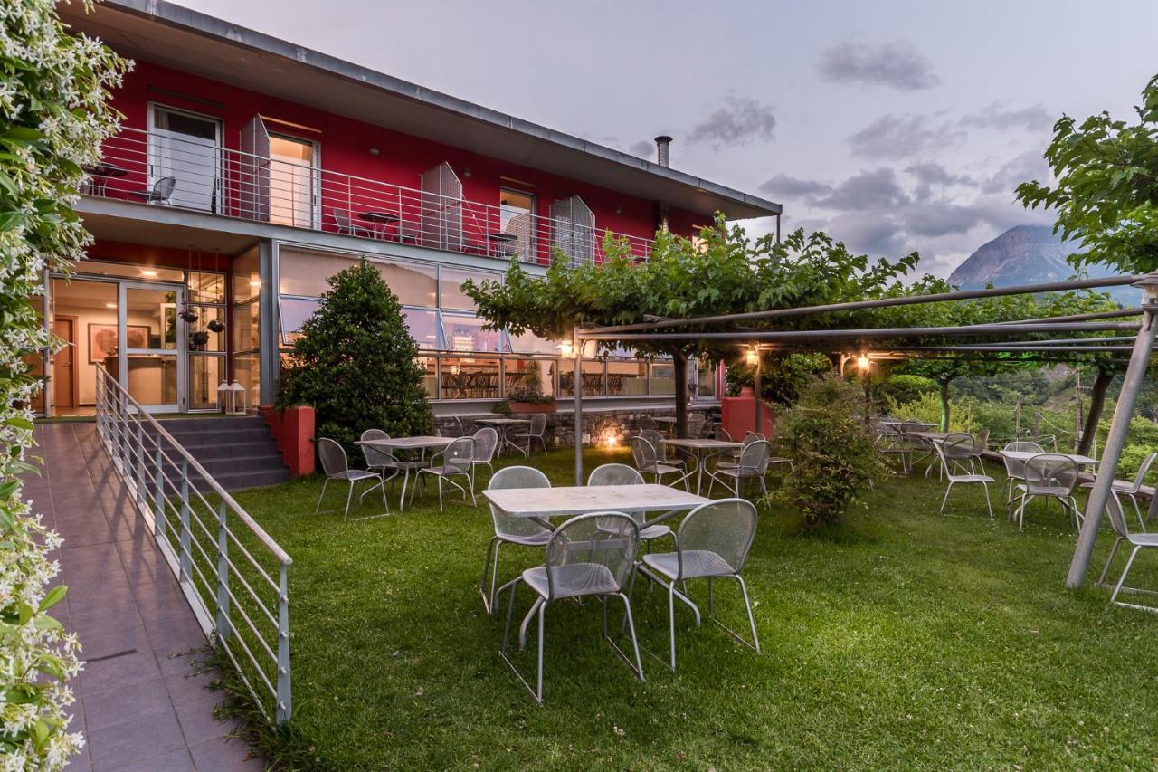 Gefiri Plakas Hotel, Tzoumerka 外观 照片