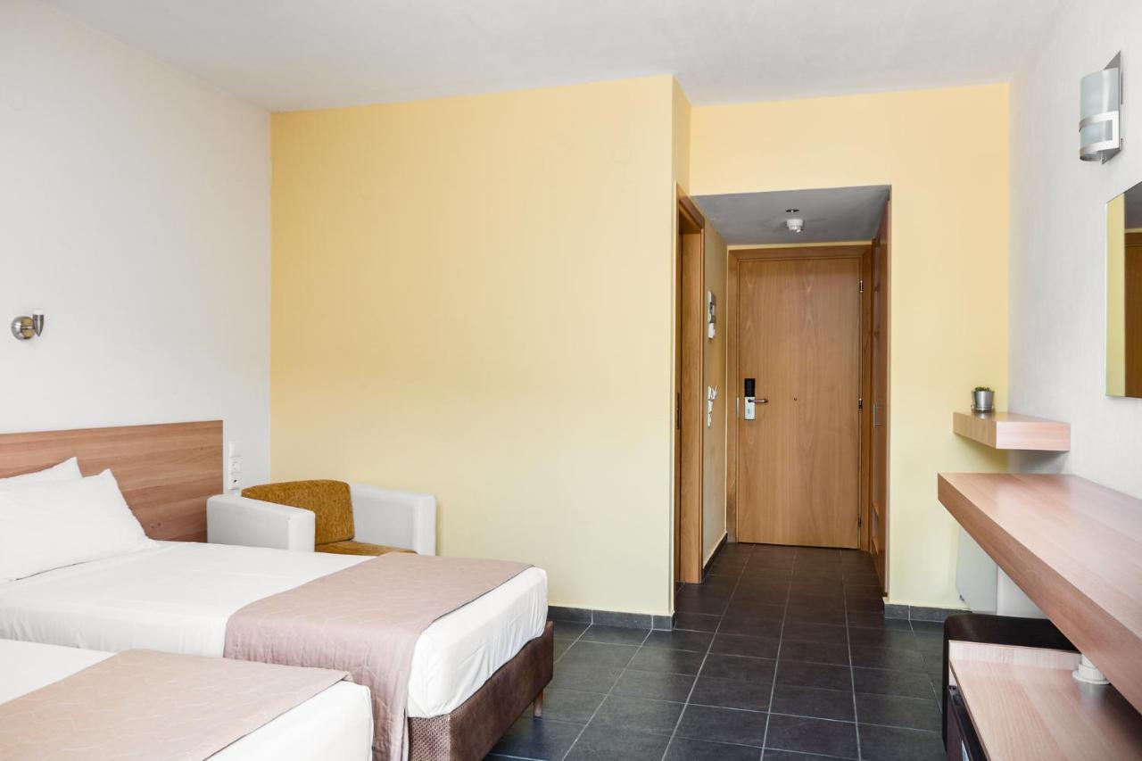 Gefiri Plakas Hotel, Tzoumerka 外观 照片